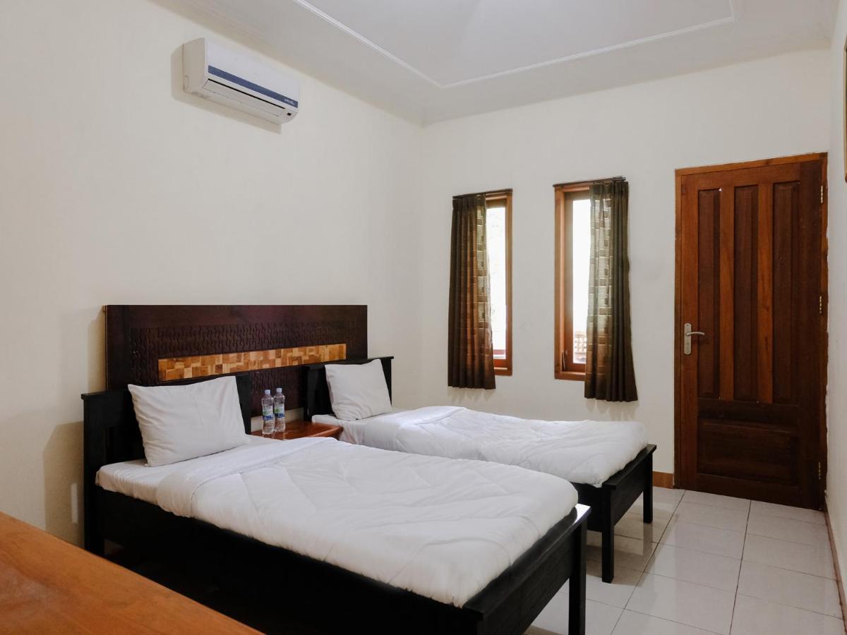 Hotel Mahkota Plengkung By Ecommerceloka Banyuwangi  Εξωτερικό φωτογραφία