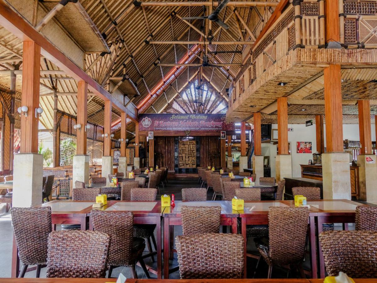 Hotel Mahkota Plengkung By Ecommerceloka Banyuwangi  Εξωτερικό φωτογραφία