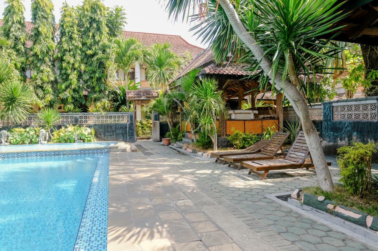 Hotel Mahkota Plengkung By Ecommerceloka Banyuwangi  Εξωτερικό φωτογραφία